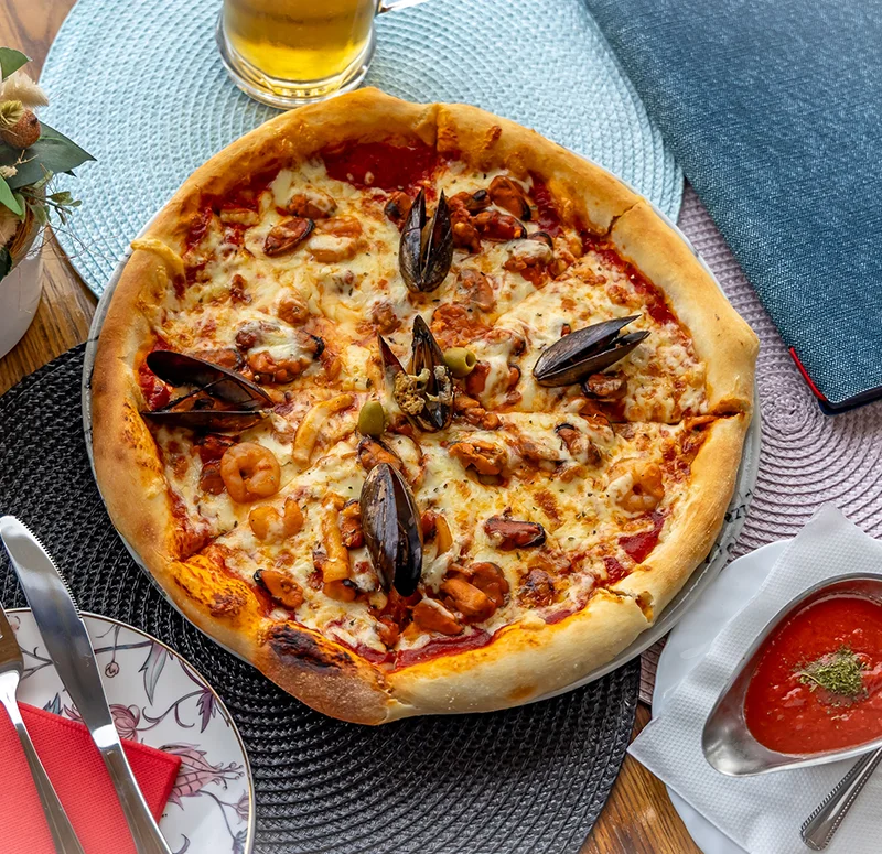 PIZZA FRUTTI DI MARE PIZZA FRUTTI DI MARE